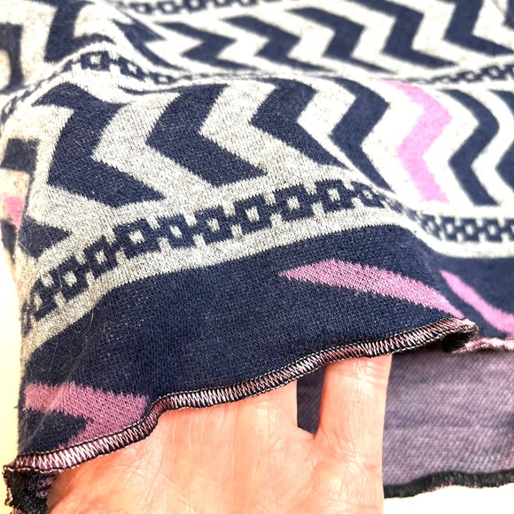 Aztec Hot Shorts Size Small Purple Gray Geometric Sweatpants Booty Pants Warm - Picture 3 of 9
